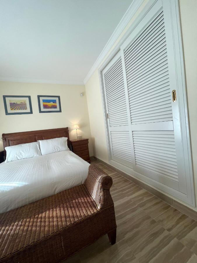 Apartamento Hacienda Elviria 2 Bedroom Spacious Marbella
